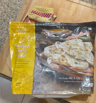 365 By Whole Foods Market, Garlic Tandoori Naan, 8.8 Ounce