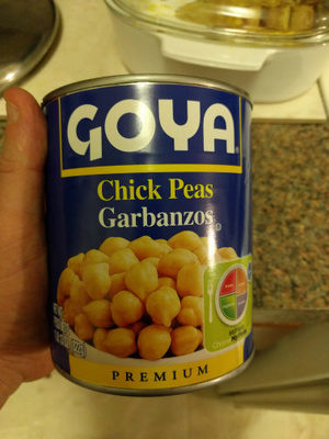 Goya Foods Chick Peas, Garbanzo Beans, 15.5 Ounce (Pack of 8)