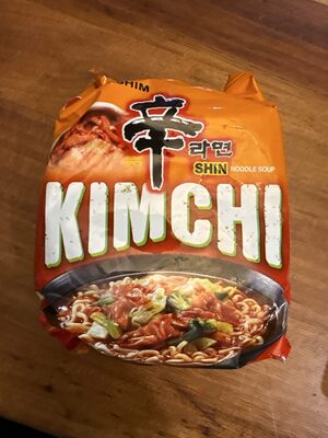 Nongshim Ramen Noodles, Gourmet Instant Ramen, Premium Microwavable Noodle Soup, Kimchi, 4.2 Ounce (Pack of 16)