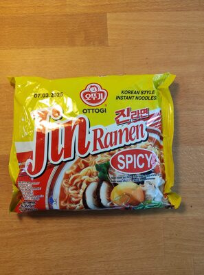 OTTOGI Jin Ramen Spicy, Korean Style Instant Noodle, Best Tasting Soup Traditional Instant Ramen 4.23oz x 8 Pack